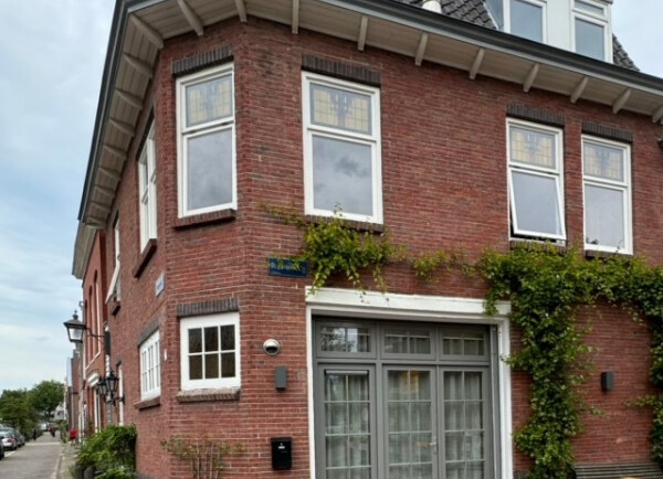 Raamsteeg